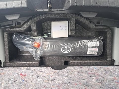 Voitures D'occasion À Argenteuil | Toyota Yaris 100H France 5P My19