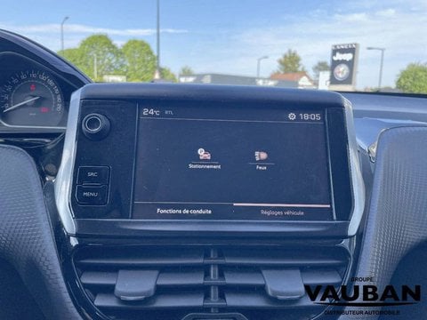 Voitures D'occasion À Chambourcy | Peugeot 2008 Puretech 82Ch S&S Bvm5 Signature