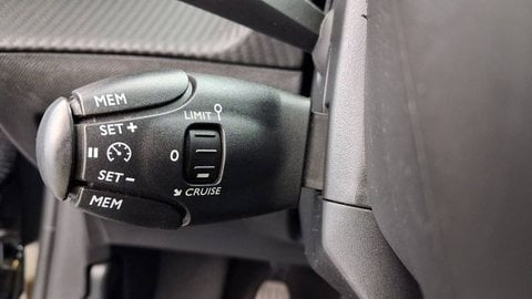 Voitures D'occasion À Chambly | Peugeot 208 Ii Puretech 100 S&S Bvm6 Style