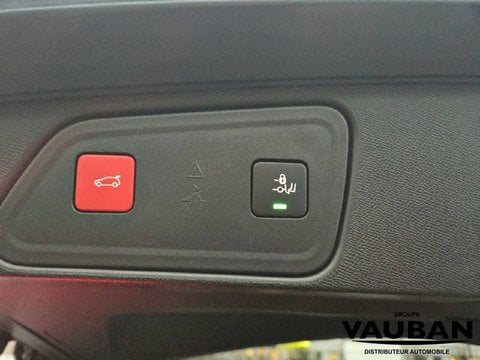 Voitures D'occasion À Chambly | Peugeot 3008 Ii Hybrid 225 E-Eat8 Allure Pack