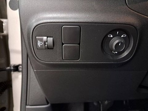 Voitures D'occasion À Les Mureaux | Citroën C3 Iii Puretech 83 S&S Bvm5 C-Series
