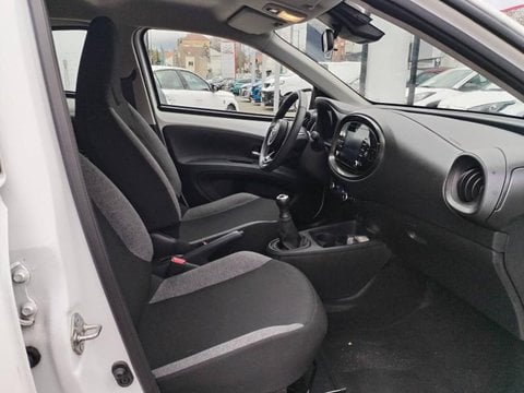 Voitures D'occasion À Argenteuil | Toyota Aygo X 1.0 Vvt-I 72Ch Bvm5 Break 5P Dynamic Zen .