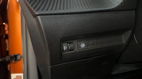 Voitures D'occasion À Buchelay | Peugeot 2008 Ii Puretech 130 S&S Eat8 Allure Pack