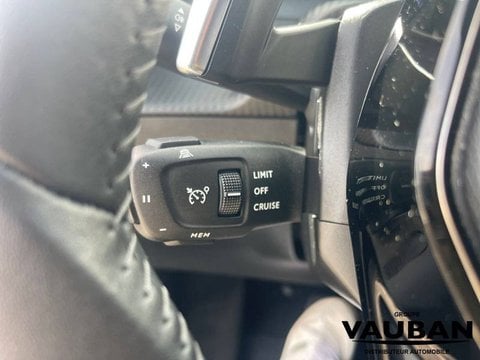 Voitures D'occasion À Chambly | Peugeot 2008 Ii Hybrid 145 E-Dcs6 Allure
