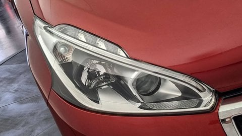 Voitures D'occasion À Saint-Germain-En-Laye | Peugeot 208 Puretech 82Ch S&S Bvm5 Signature