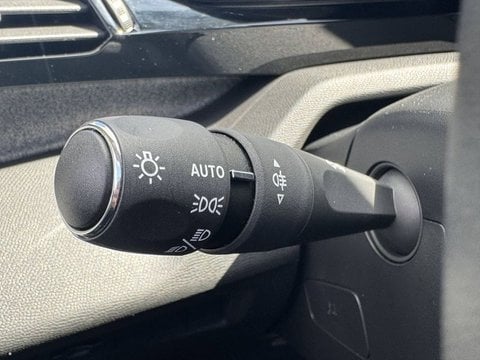 Voitures D'occasion À Chambourcy | Peugeot 308 Iii Puretech 130Ch S&S Eat8 Allure Pack