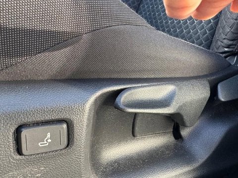 Voitures D'occasion À Argenteuil | Toyota C-Hr 122H Dynamic Business 2Wd E-Cvt + Programme Beyon...