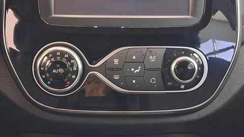 Voitures D'occasion À Chambourcy | Renault Captur Tce 90 Intens