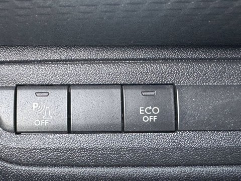 Voitures D'occasion À Chambourcy | Peugeot 2008 1.2 Puretech 110Ch S&S Bvm5 Allure