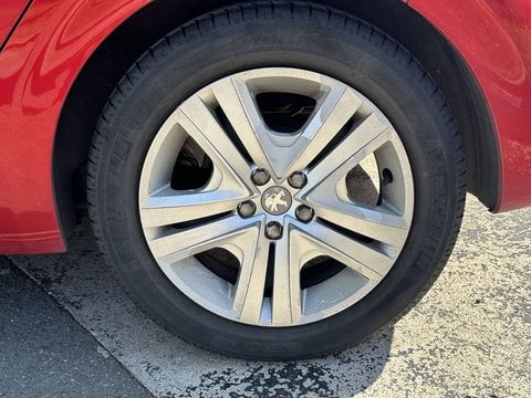Voitures D'occasion À Chambourcy | Peugeot 208 1.2 Puretech 82Ch Bvm5 Style