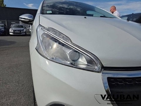 Voitures D'occasion À Herblay | Peugeot 208 Puretech 82Ch S&S Bvm5 Signature