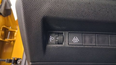 Voitures D'occasion À Chambourcy | Peugeot 208 Puretech 75 S&S Bvm5 Style