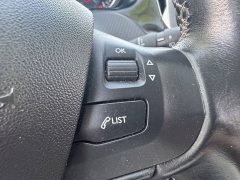 Voitures D'occasion À Chambourcy | Peugeot 2008 1.2 Puretech 110Ch S&S Bvm5 Allure
