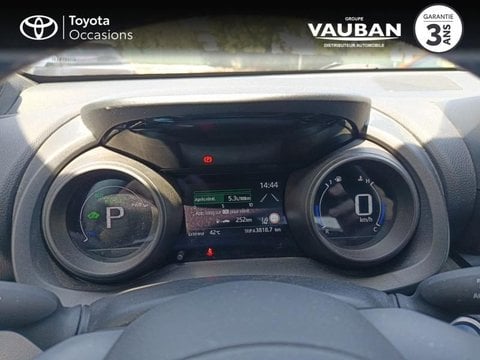 Voitures D'occasion À Le Chesnay | Toyota Yaris Cross 116H Design Awd-I My22
