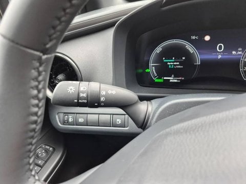 Voitures D'occasion À Argenteuil | Toyota C-Hr 1.8 Hybride 140Ch Design My25