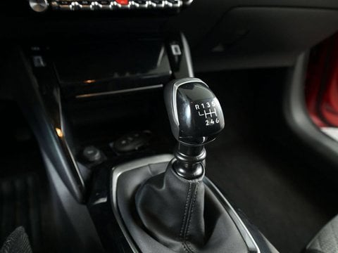 Voitures D'neuves Stock À Chambly | Peugeot 208 Ii Puretech 100 S&S Bvm6 Allure