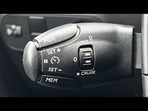 Voitures D'occasion À Saint-Germain-En-Laye | Citroën C3 Iii Puretech 83 S&S Bvm5 Feel Pack