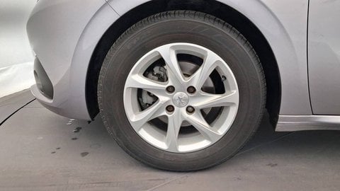 Voitures D'occasion À Chambourcy | Peugeot 208 Puretech 82Ch S&S Bvm5 Active