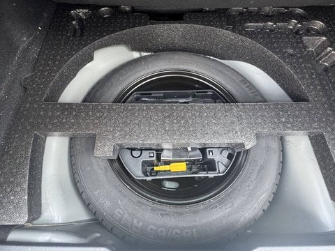Voitures D'occasion À Chambourcy | Peugeot 2008 1.2 Puretech 110Ch S&S Bvm5 Allure