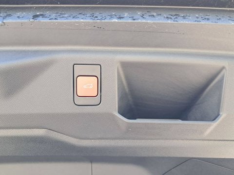 Voitures D'occasion À Argenteuil | Peugeot 5008 Iii Plug-In Hybrid 225 Ch E-Dcs7 Gt