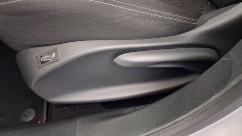 Voitures D'occasion À Chambourcy | Peugeot 208 Puretech 82Ch S&S Bvm5 Active