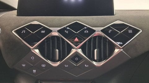 Voitures D'occasion À Chambly | Ds Ds 3 Crossback Ds 3 Ii Ds3 Crossback Puretech 130 Eat8 Perfor...