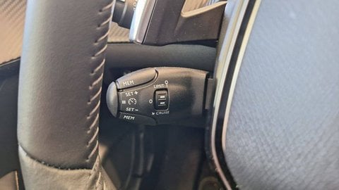 Voitures D'occasion À Argenteuil | Peugeot 208 Ii Hybrid 100 E-Dcs6 Allure