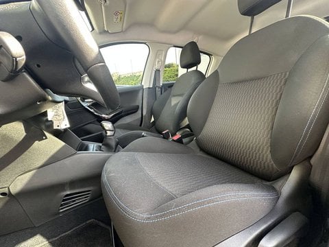 Voitures D'occasion À Chambourcy | Peugeot 208 Puretech 82Ch S&S Bvm5 Signature