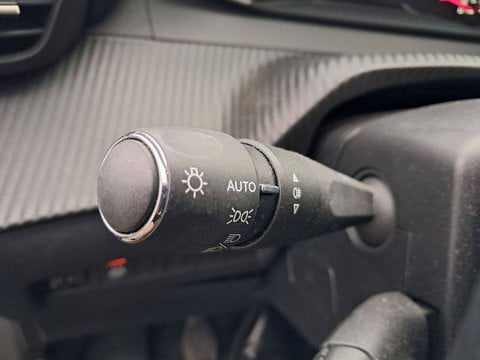 Voitures D'occasion À Argenteuil | Peugeot 208 Ii Puretech 100 S&S Bvm6 Allure