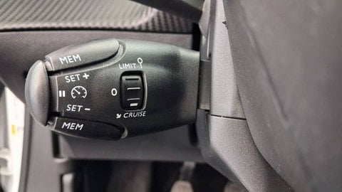Voitures D'occasion À Chambourcy | Peugeot 2008 Ii Bluehdi 100 S&S Bvm6 Allure