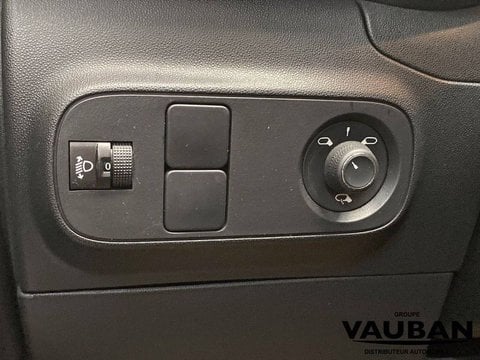 Voitures D'occasion À Gisors | Citroën C3 Iii Bluehdi 100 S&S Bvm6 Feel Pack