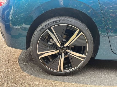 Voitures D'neuves Stock À Chambly | Peugeot 308 Iii Hybrid 145 E-Dcs6 Gt
