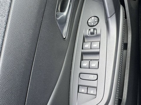 Voitures D'occasion À Chambourcy | Peugeot 308 Iii Puretech 130Ch S&S Eat8 Allure Pack