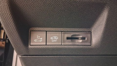 Voitures D'occasion À Les Mureaux | Peugeot 5008 Iii Hybrid 145 Ch E-Dcs6 Gt