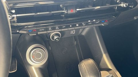 Voitures D'occasion À Mantes - Buchelay | Alfa Romeo Tonale 1.5 Hybrid 160 Ch Vgt Tct7 Edizione ...