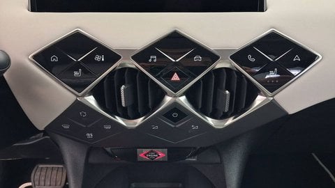 Voitures D'occasion À Buchelay | Ds Ds 3 Puretech 130 Eat8 Esprit De Voyage
