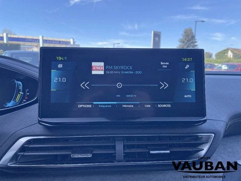 Voitures D'occasion À Chambourcy | Peugeot 3008 Ii Hybrid 225 E-Eat8 Gt Pack