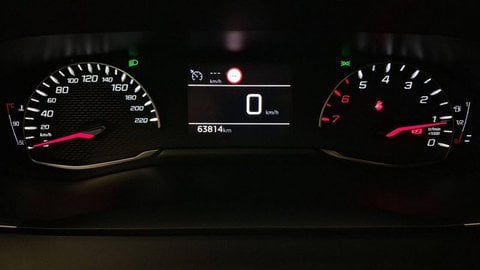 Voitures D'occasion À Osny | Peugeot 2008 Puretech 100 S&S Bvm6 Style