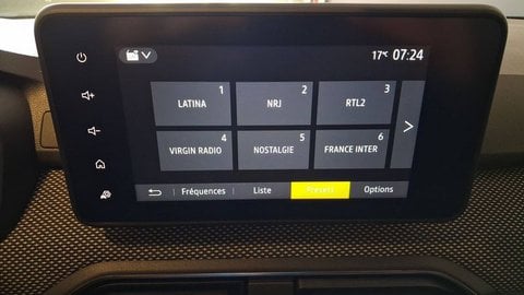 Voitures D'occasion À St-Brice-Sous-Forêt | Dacia Sandero Iii Tce 90 Cvt Stepway Confort