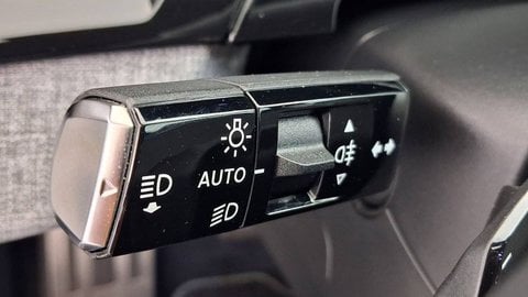 Voitures D'occasion À Les Mureaux | Peugeot 5008 Iii Hybrid 145 Ch E-Dcs6 Gt