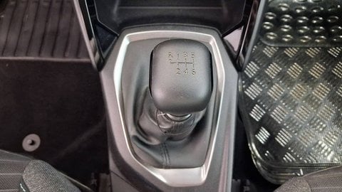 Voitures D'occasion À Osny | Peugeot 2008 Puretech 100 S&S Bvm6 Style