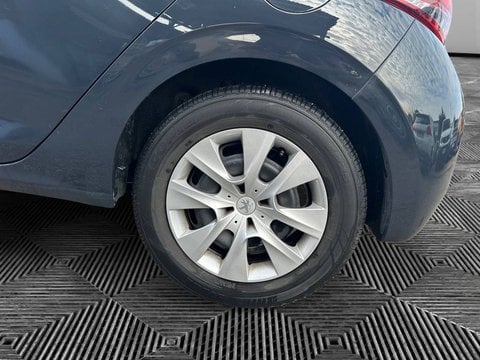 Voitures D'occasion À Herblay | Peugeot 208 Puretech 68Ch Bvm5 Like