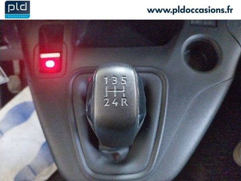 Voitures Occasion Peugeot Partner Fgn Ii Fourgon Standard 1.6 Bluehdi 100 Bvm5 Premium Pack À Vitrolles