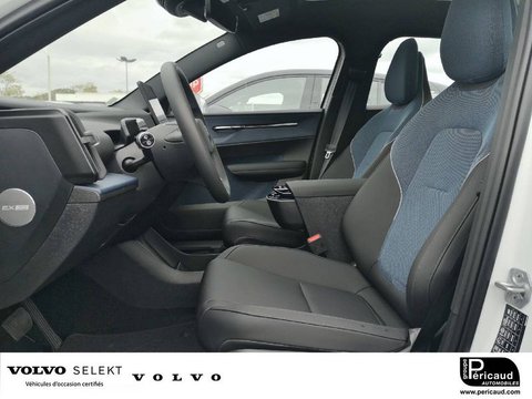 Voitures Neuves Stock Volvo Ex30 Single Extended Range 272 Ch 1Edt Ultra À Périgueux