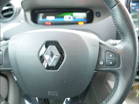Voitures Occasion Renault Zoe Intens Charge Normale Type 2 À Lunel