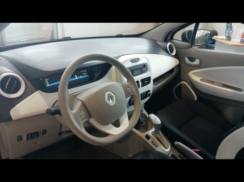 Voitures Occasion Renault Zoe Life Charge Normale R90 My19 À Cambrai