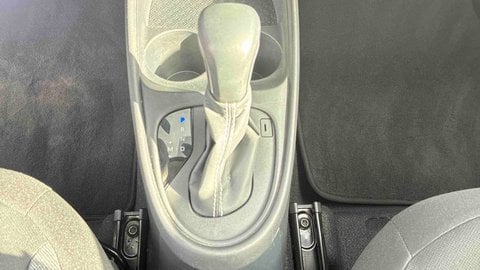 Voitures D'occasion À Libourne | Toyota Aygo X 1.0 Vvt-I 72 Design 5P