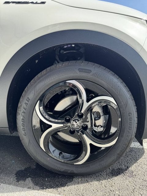 Voitures D'0Km À Toulouse | Alfa Romeo Junior Ibrida Junior 1.2 Ibrida 145 Ch E-Dct6 Speciale 5P