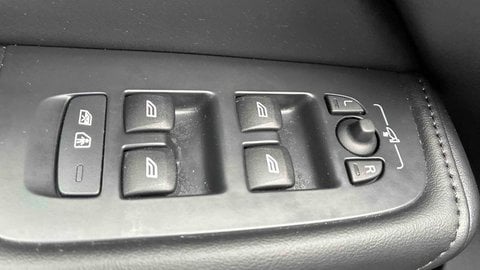 Voitures D'occasion À Anglet | Volvo Xc60 T6 Awd Hybride Rechargeable 253 Ch+145 Ch Geartronic 8...