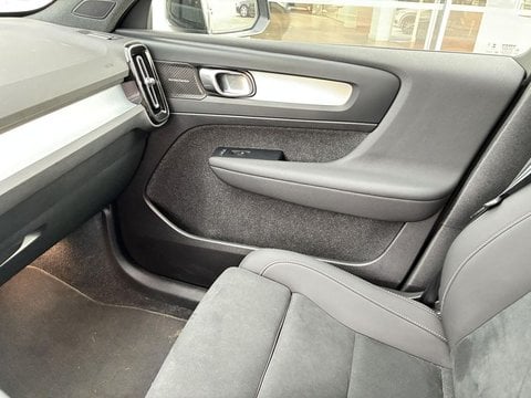 Voitures D'0Km À Lescar | Volvo Xc40 B3 163 Ch Dct7 Black Edition 5P